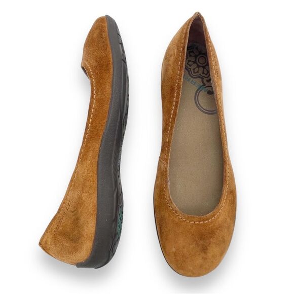 Merrell Avesso Suede Slip On Shoes Ballet Flats in Oak Cognac Women’s Size 7.5 - Picture 2 of 16